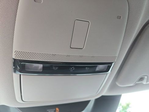 Certified 2025 Nissan Murano SV image 20