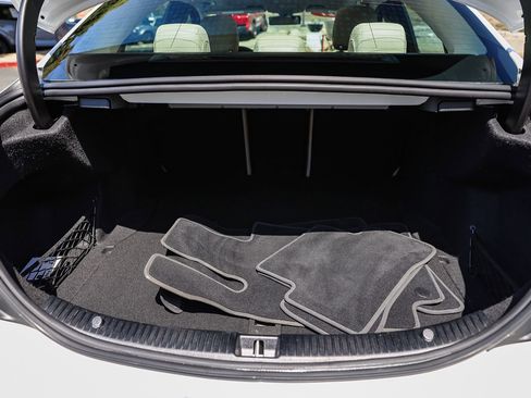 Used 2021 Mercedes-Benz C 300 Sedan image 25