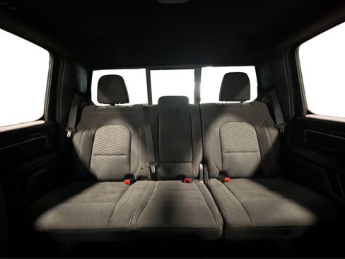 Used 2025 RAM 1500 Big Horn AWD/4WD image 42