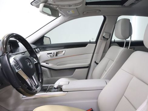 Used 2014 Mercedes-Benz E 350 Sedan image 13