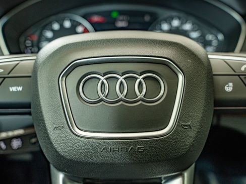 Used 2023 Audi Q5 2.0T Premium w/ Convenience Package AWD/4WD image 21