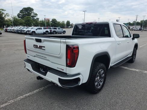 Certified 2024 GMC Sierra 1500 AT4 w/ Technology Package AWD/4WD image 3