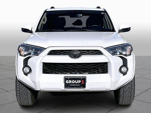 Used 2019 Toyota 4Runner SR5 Premium image 3