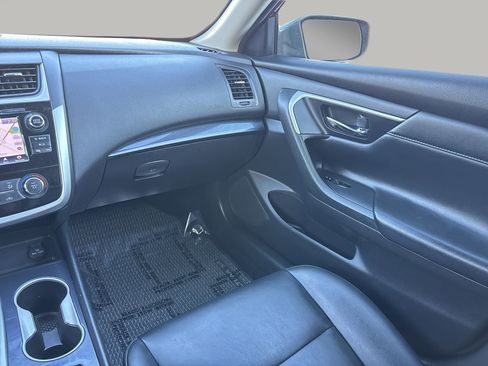 Used 2018 Nissan Altima 2.5 SR w/ SR Special Edition image 15