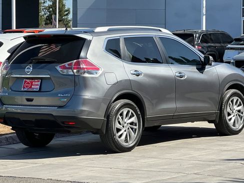 Used 2014 Nissan Rogue SL w/ SL Premium Package image 3