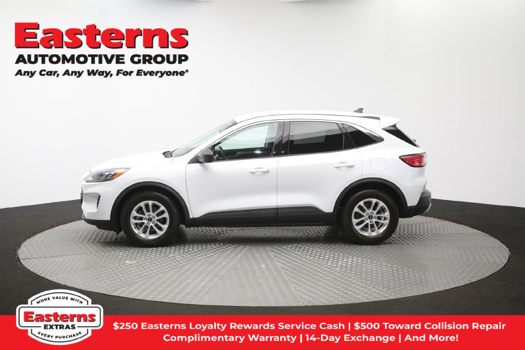 Used 2022 Ford Escape SE FWD image 60