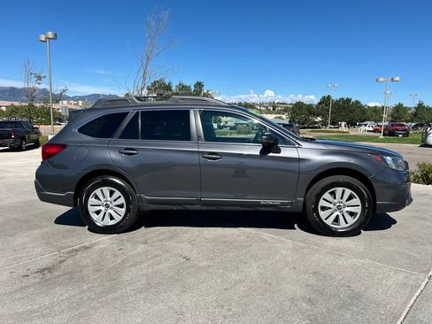 Used 2019 Subaru Outback 2.5i Premium AWD/4WD image 9