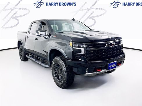 Used 2025 Chevrolet Silverado 1500 ZR2 w/ Technology Package image 27