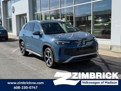 New 2026 Volkswagen Tiguan SE