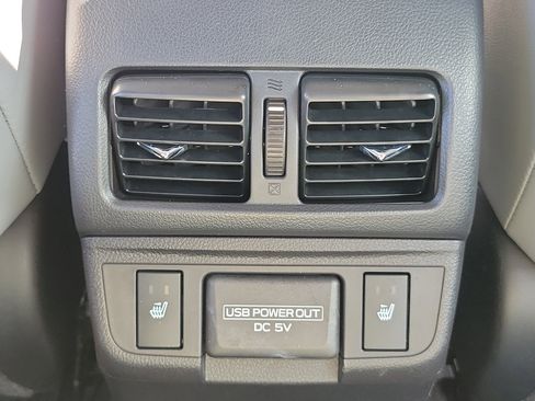 Used 2018 Subaru Legacy 2.5i Limited image 19