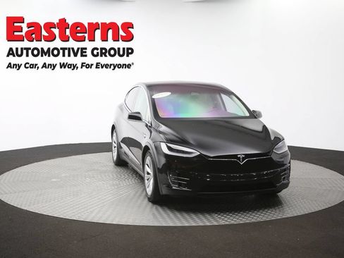 Used 2018 Tesla Model X 75D AWD/4WD image 45