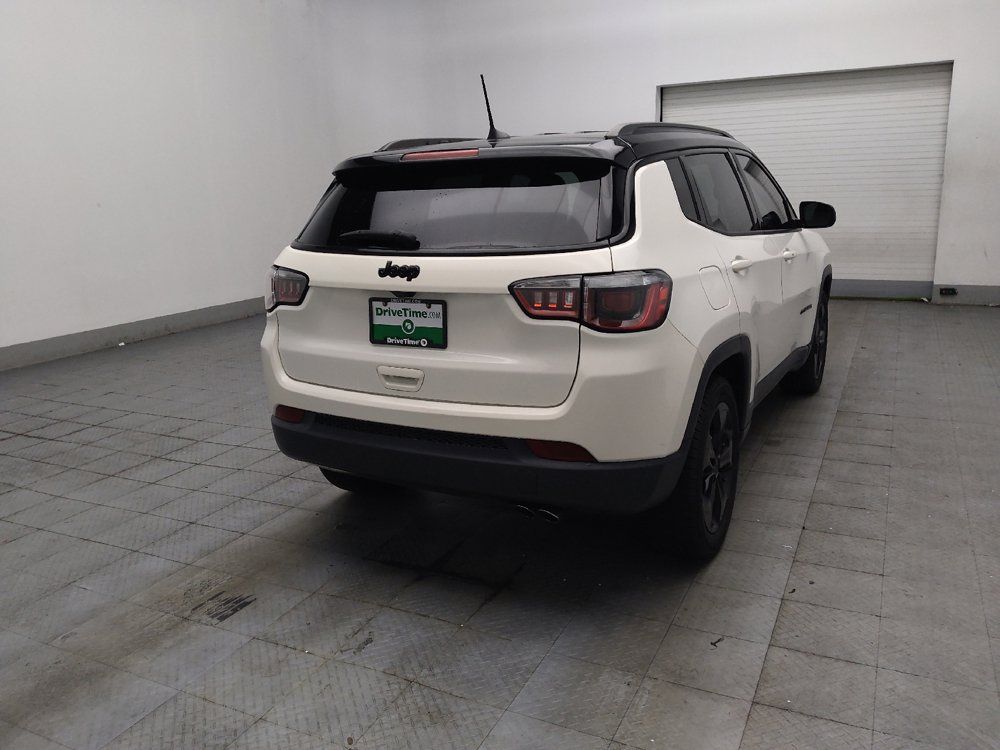 Used 2018 Jeep Compass Latitude w/ Popular Equipment Group FWD image 9