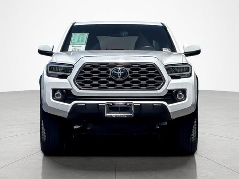 Certified 2021 Toyota Tacoma TRD Off-Road w/ Technology Package AWD/4WD image 8