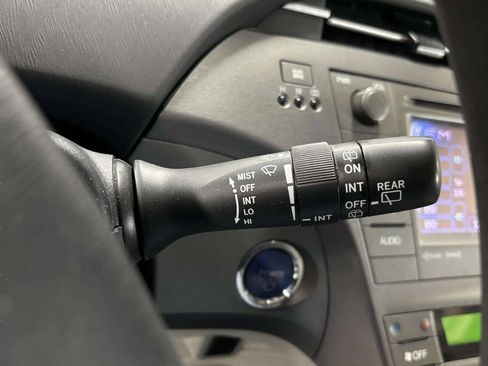 Used 2013 Toyota Prius Three FWD image 32