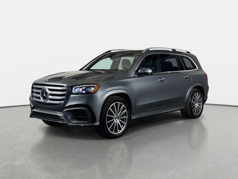 Used 2025 Mercedes-Benz GLS 450 4MATIC w/ AMG Line Exterior image 7