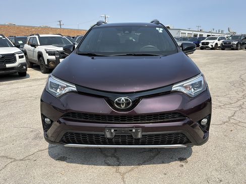 Used 2018 Toyota RAV4 SE w/ Power Extra Value Package FWD image 8
