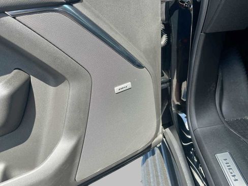 New 2026 Chevrolet Suburban High Country AWD/4WD image 17