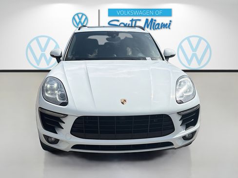 Used 2018 Porsche Macan S AWD/4WD image 2