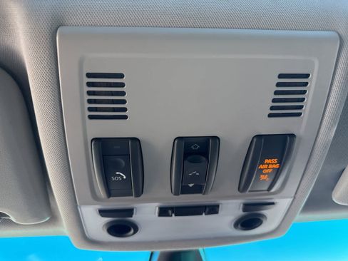 Used 2011 BMW 335i Sedan image 25