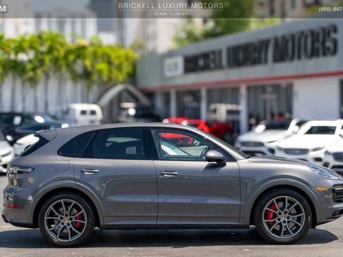 Used 2023 Porsche Cayenne GTS w/ Premium Package Plus image 11
