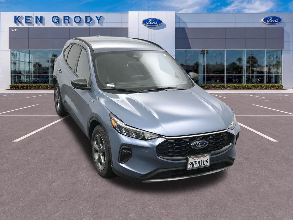 Used 2025 Ford Escape ST-Line w/ Equipment Group 301A FWD image 11