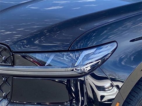 New 2026 Lincoln Navigator Reserve w/ Jet Appearance Package image 4