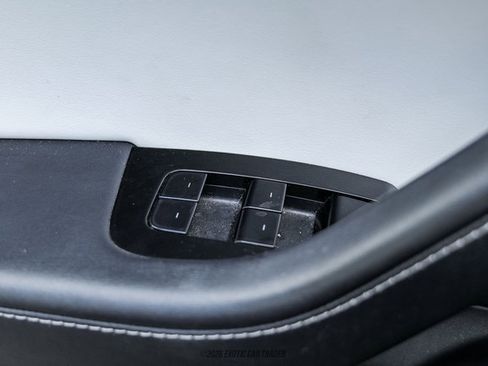 Used 2018 Tesla Model 3 Long Range AWD/4WD image 48