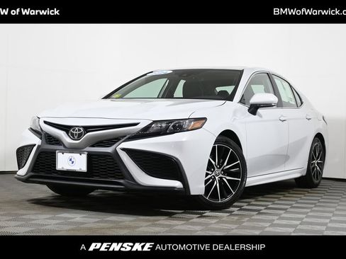 Used 2024 Toyota Camry SE w/ Cold Weather Package AWD/4WD image 1