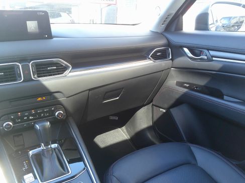 Used 2025 MAZDA CX-5 Carbon Edition image 23