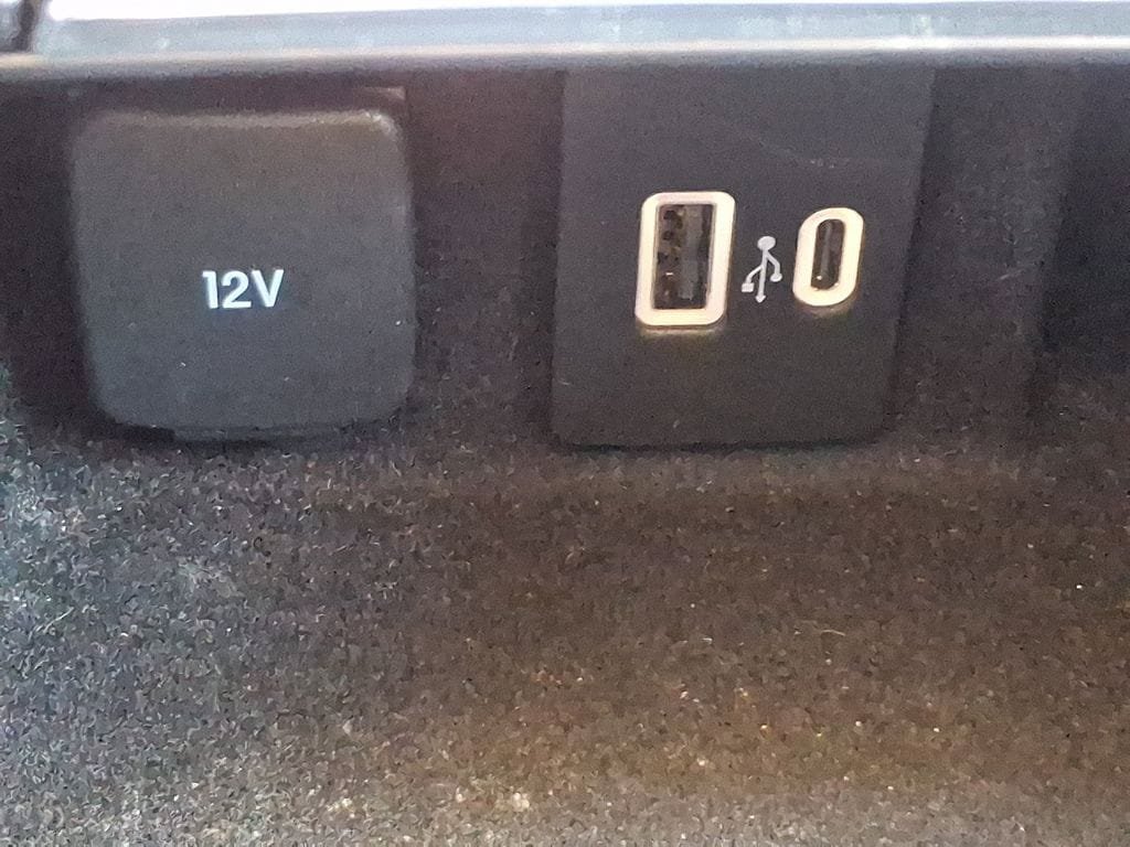Certified 2023 Lincoln Corsair AWD image 25