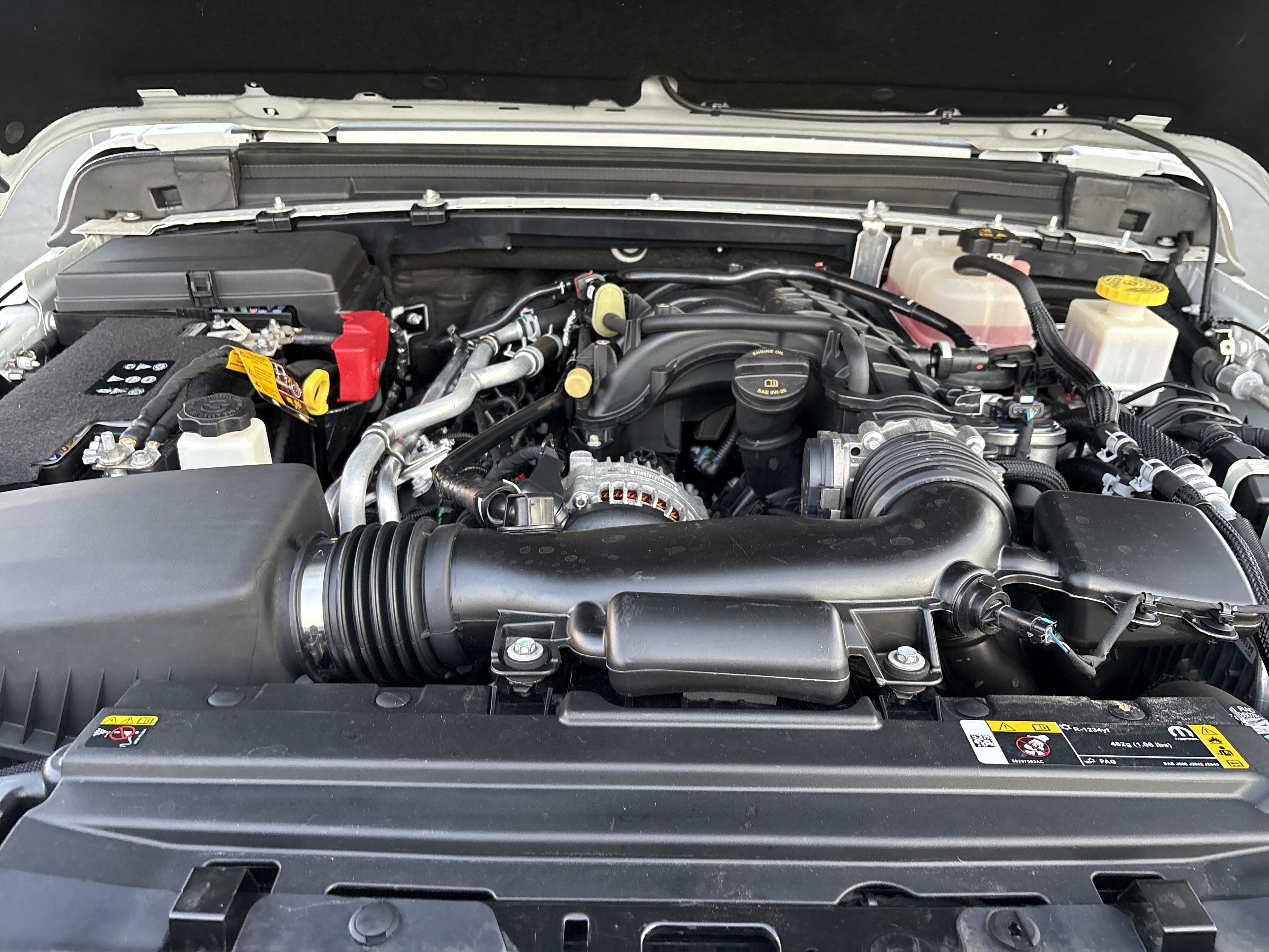 Used 2023 Jeep Gladiator Sport AWD/4WD image 35