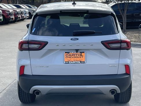 Used 2025 Ford Escape Active image 5