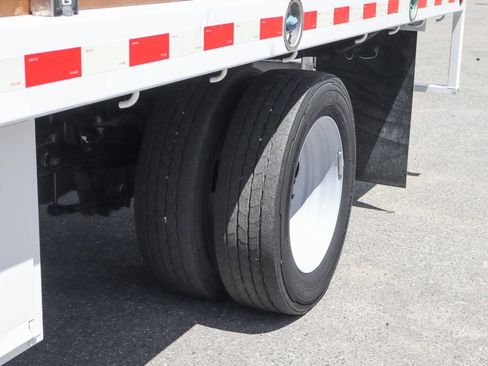 Used 2023 Ford F550 2WD Regular Cab Super Duty image 52