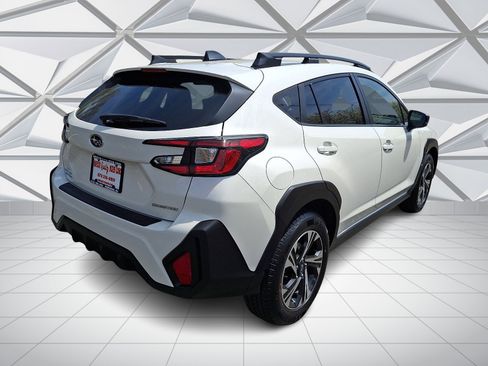 Used 2024 Subaru Crosstrek 2.0i Premium image 10