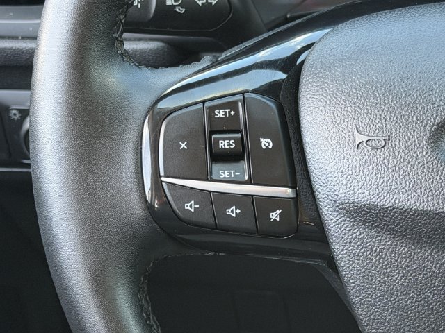 Used 2022 Ford Escape SE w/ SE Sport Appearance Package AWD/4WD image 13
