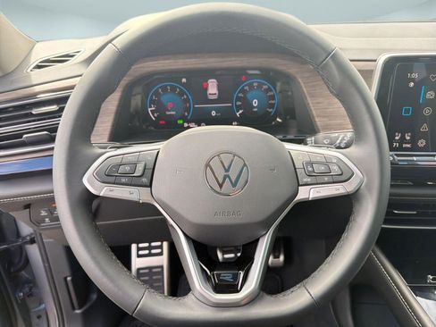 New 2026 Volkswagen Atlas SEL Premium R-Line AWD/4WD image 17
