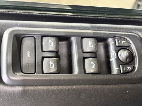 Used 2015 Land Rover LR4 HSE LUX image 10