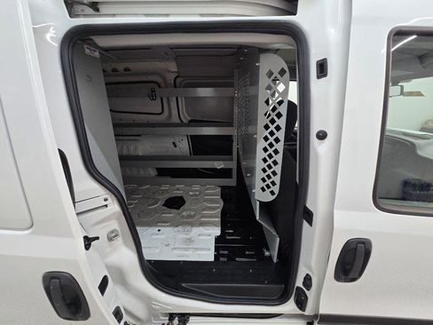 Used 2022 RAM ProMaster City Tradesman image 16