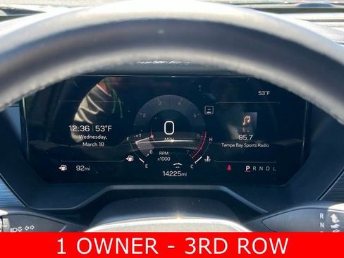 Used 2025 GMC Acadia Elevation image 19