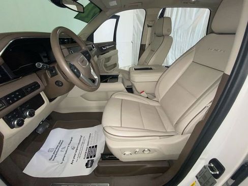 Used 2024 GMC Yukon Denali AWD/4WD image 24