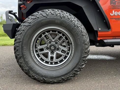 Used 2019 Jeep Wrangler Sport AWD/4WD image 61