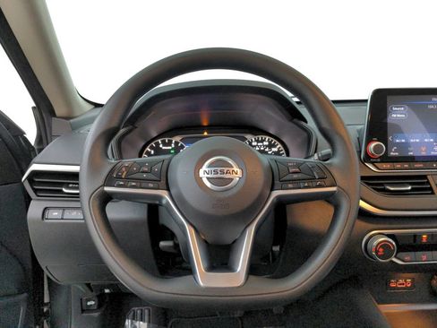 Used 2022 Nissan Altima 2.5 SV AWD/4WD image 20