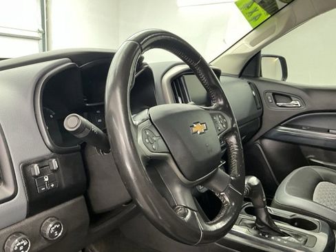Used 2017 Chevrolet Colorado Z71 image 16