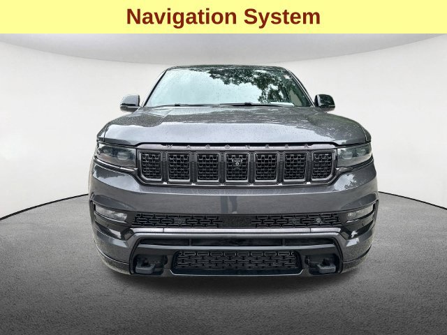 Used 2025 Jeep Grand Wagoneer Series III w/ Rear Seat Video Group 1 AWD/4WD image 4