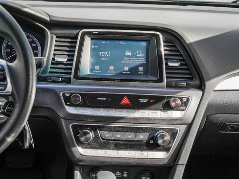 Used 2018 Hyundai Sonata SE image 13