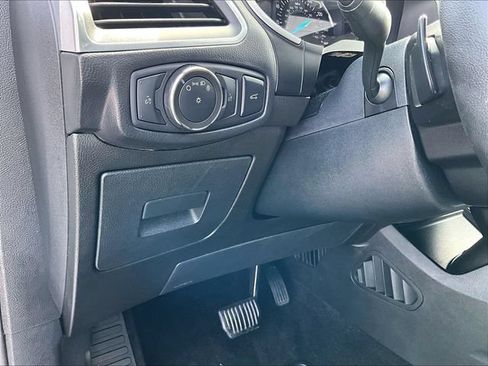 Used 2016 Ford Edge Titanium w/ Equipment Group 302A AWD/4WD image 30