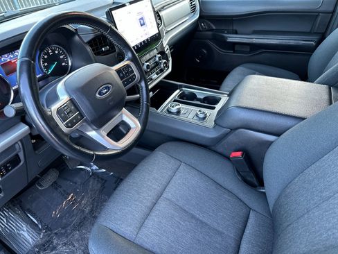 Certified 2024 Ford Expedition Max XLT image 10