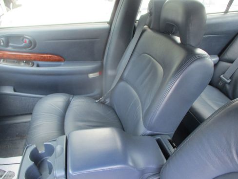 Used 2001 Buick Le Sabre Limited FWD image 12