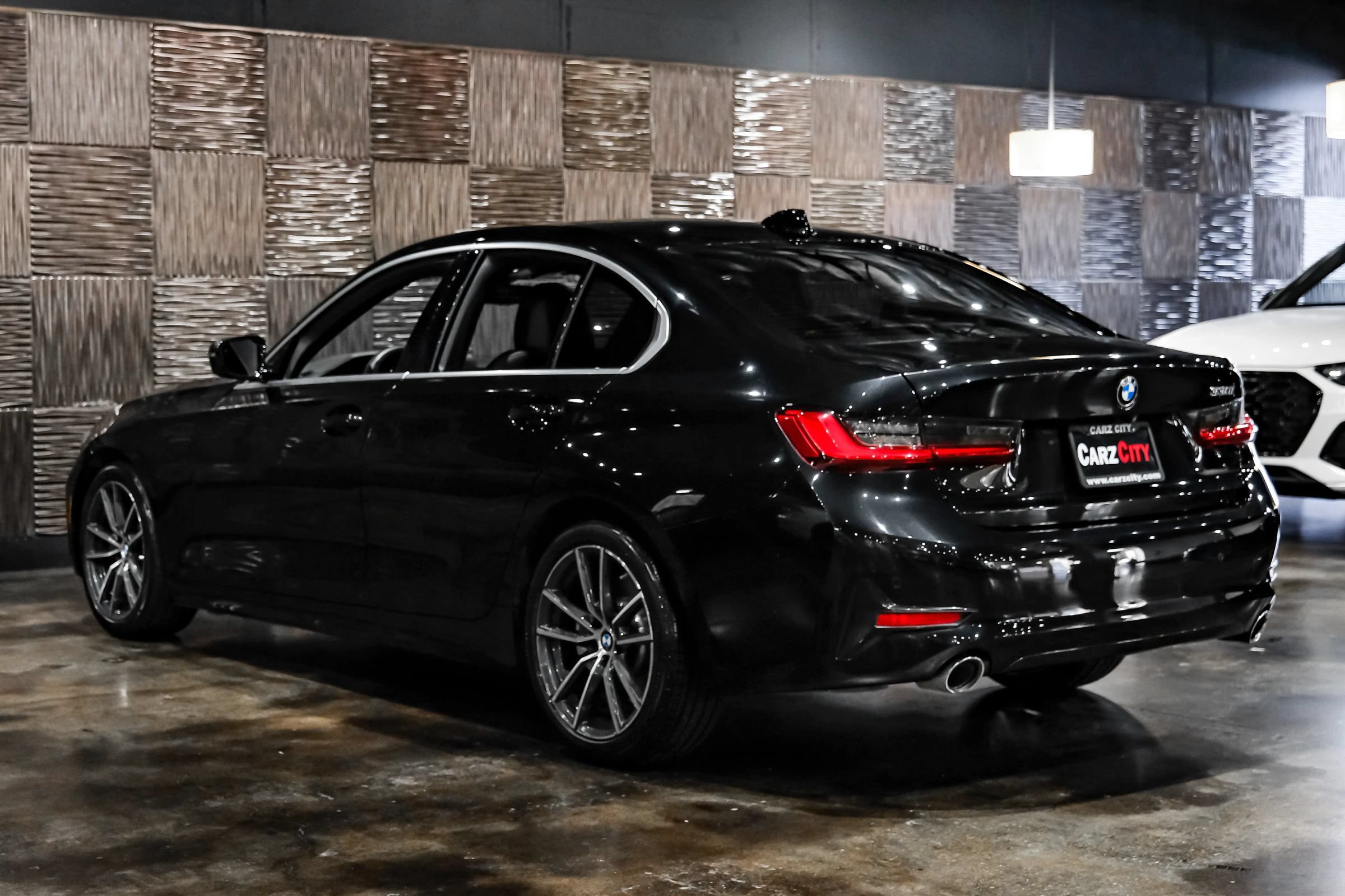 Used 2021 BMW 330i Sedan w/ Driving Assistance Package RWD image 10