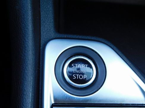 Used 2021 Nissan Sentra SV image 29